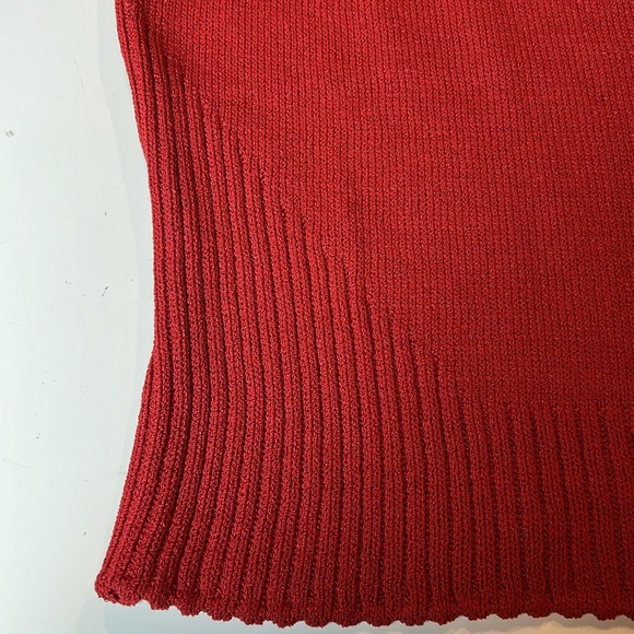 ❤️ST. JOHN KNIT RED KNIT TANK STYLE TOP SIZE MEDIUM❤️ - Picture 11 of 13